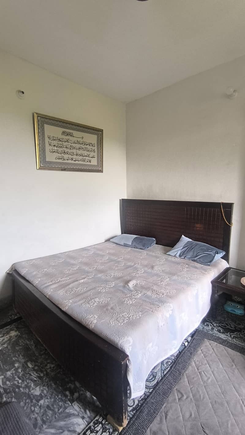 KING SIZE BED 1