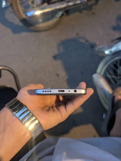 Realme C65