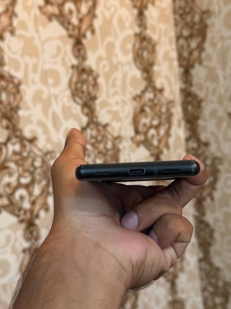 Google Pixel 6a 4