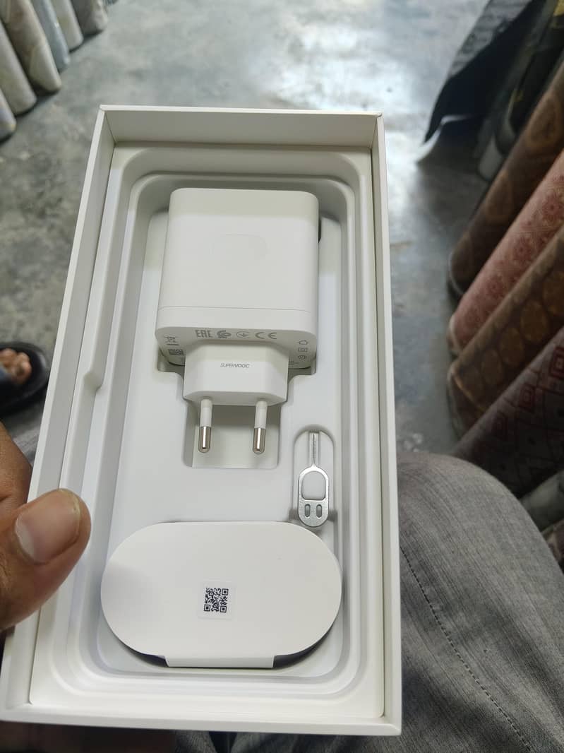OPPO A6s 5