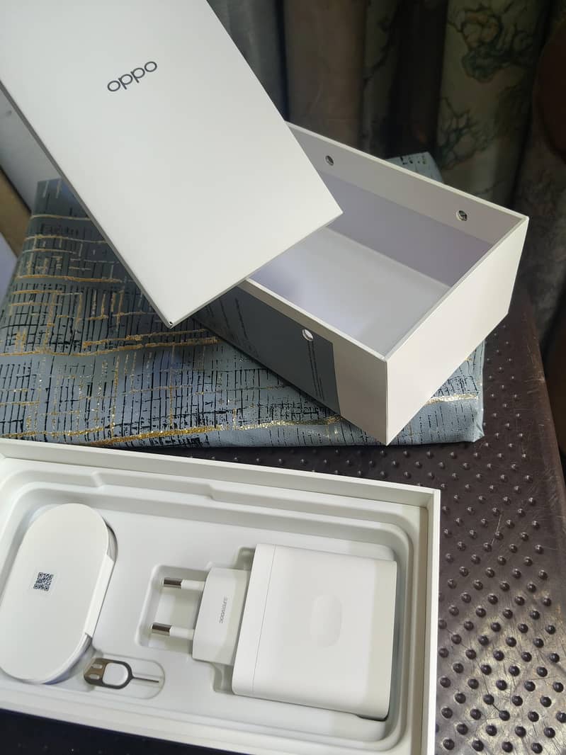 OPPO A6s 6