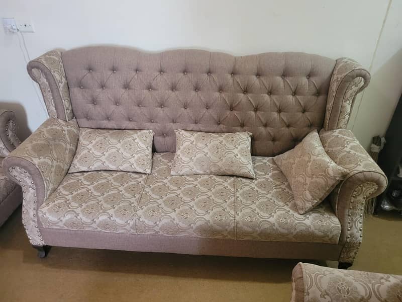 7 seater sofa 0