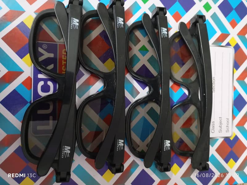 3D glasses 2