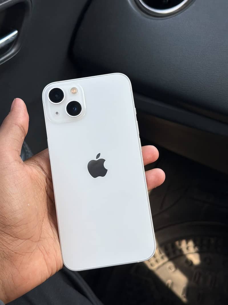 Apple iPhone 13 1