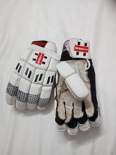 grey nicolls gloves