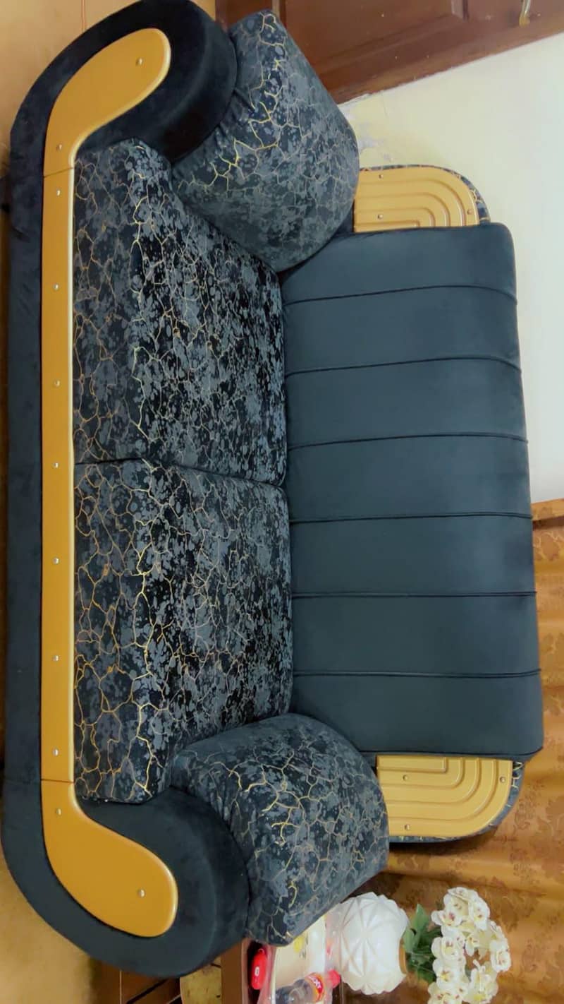 Black sofa set 4