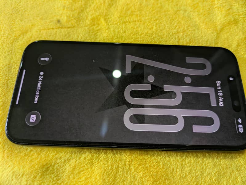 Apple iPhone 15 plus 3