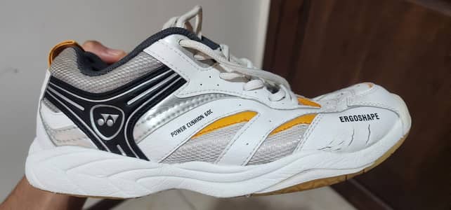 Yonex power cushion 60c original badminton shoes 41/8