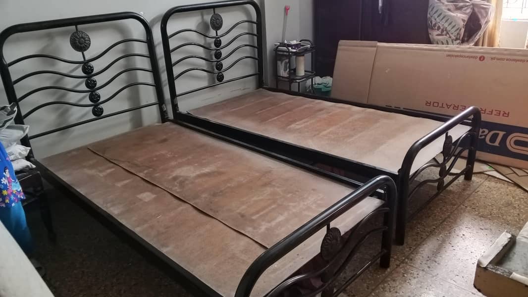 2 Iron Single Bed 3
