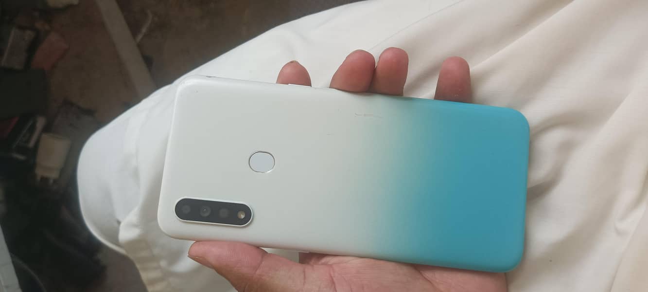 OPPO A31 4