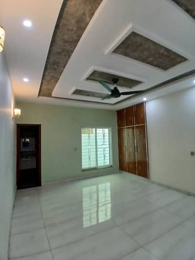 10 Marla Upper Portion For Rent With All Utility Connection'S