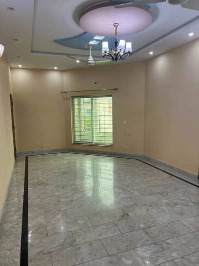 1 Kanal Cornar Seprate Gate Independent Upper Portion For Rent