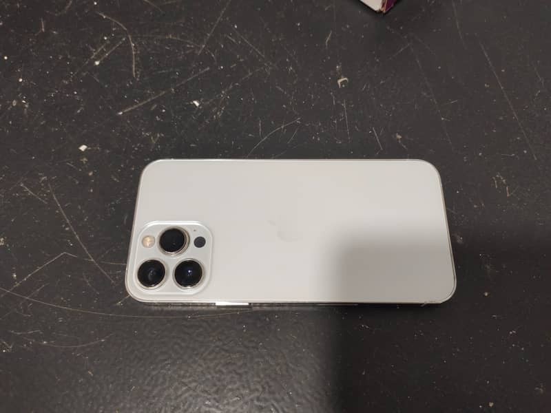 iphone 13 pro max 2