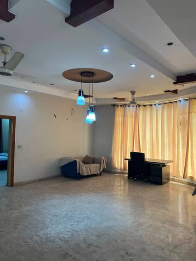 1 kanal Upper Portion For Rent With Seprate Electricity & Gas Meter Near Ucp University & Shaukat Khanam Chowk