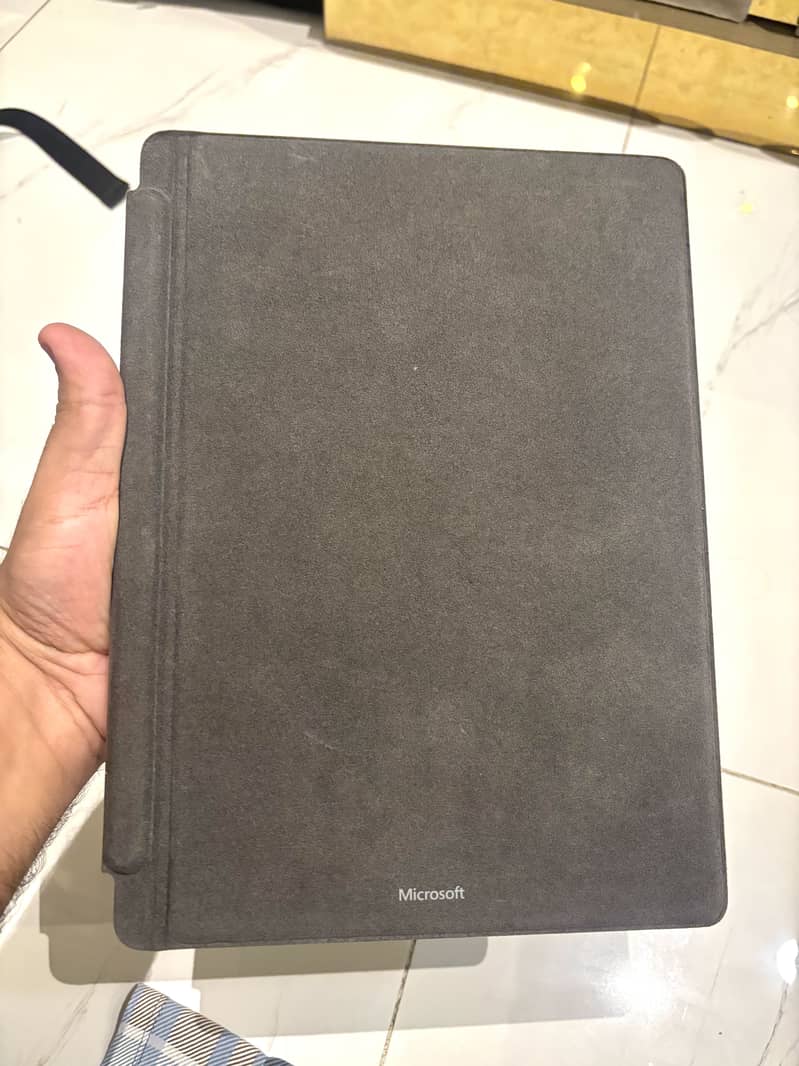 Microsoft Surface Pro 9 10/10 condition black 3