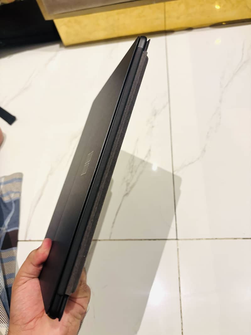 Microsoft Surface Pro 9 10/10 condition black 5