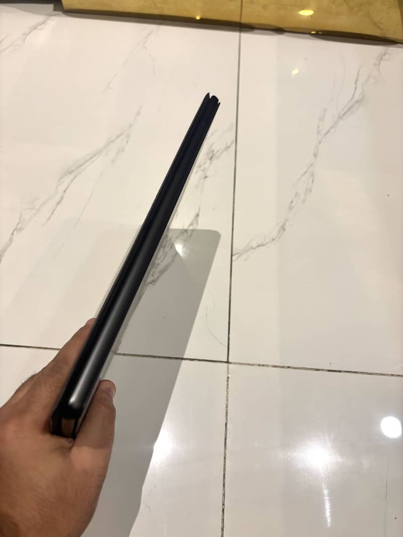 Microsoft Surface Pro 9 10/10 condition black 6