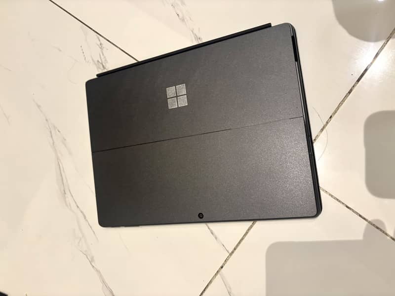 Microsoft Surface Pro 9 10/10 condition black 8