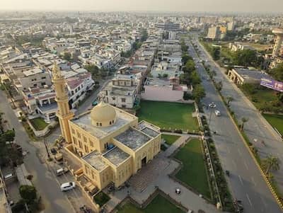 Get Your Dream Prime Location Residential Plot In Park View City - Silver Block Lahore