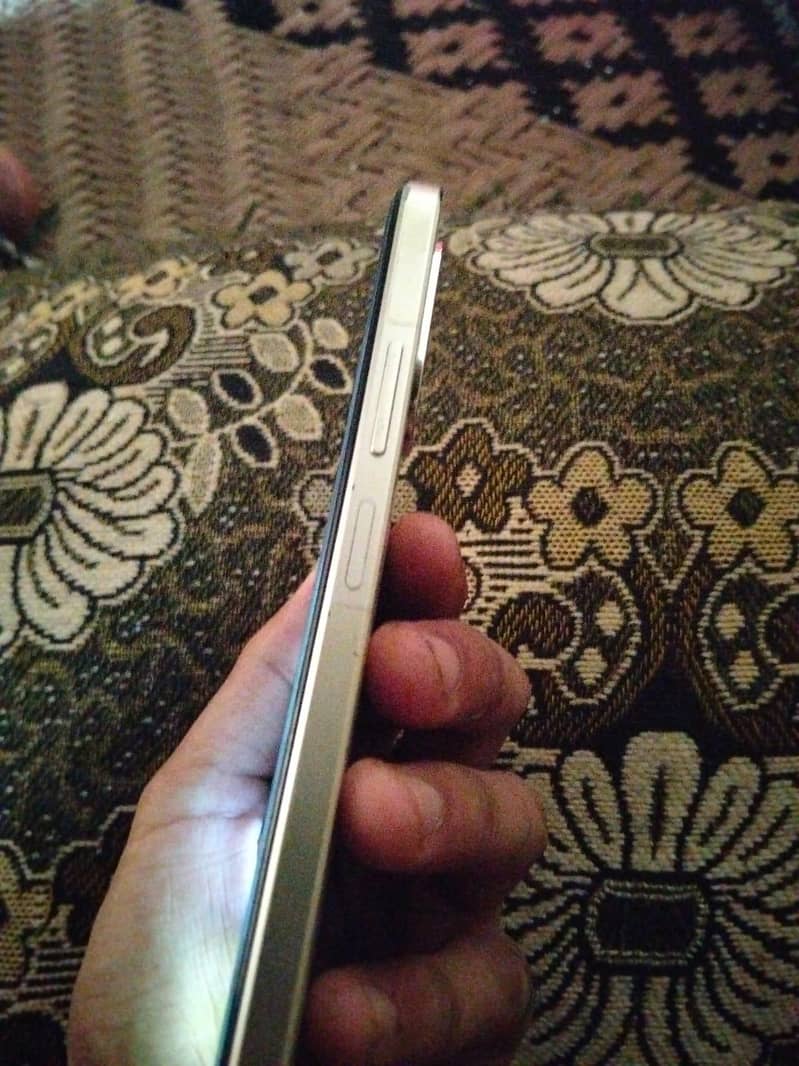 OPPO A38 3