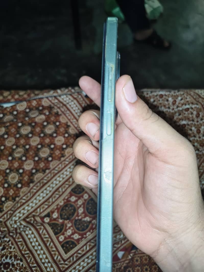 Xiaomi POCO C75 3