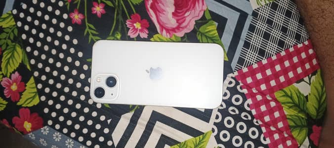 iPhone 13 white colour all ok