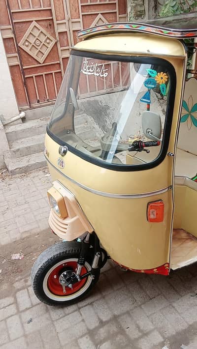 Mezan Rickshaw 2015 Model For Sale – Good Condition