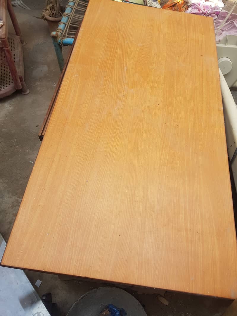 Computer Table For Sell 2