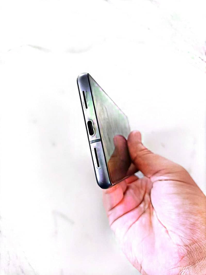 Google Pixel 7 5
