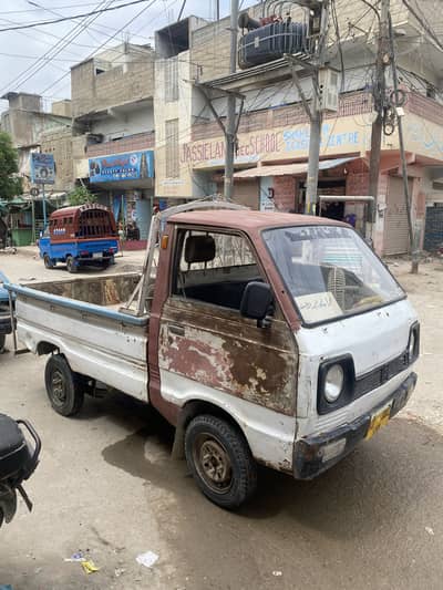 Suzuki Ravi 1982