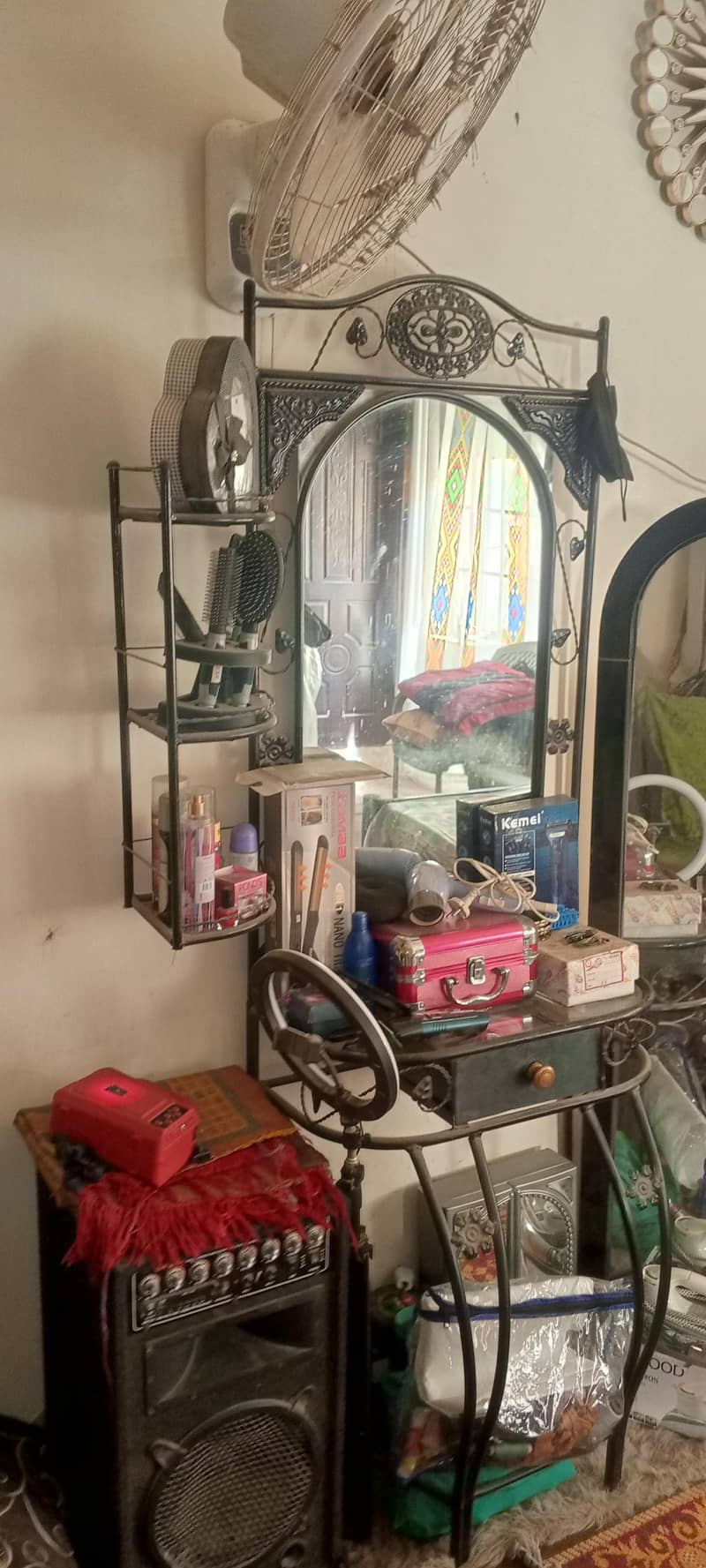 4/6 bed +mattress+dressing table 4