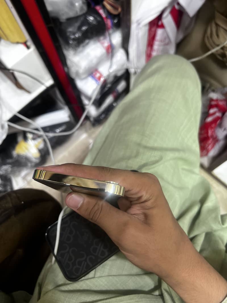 Apple iPhone 12 Pro 5