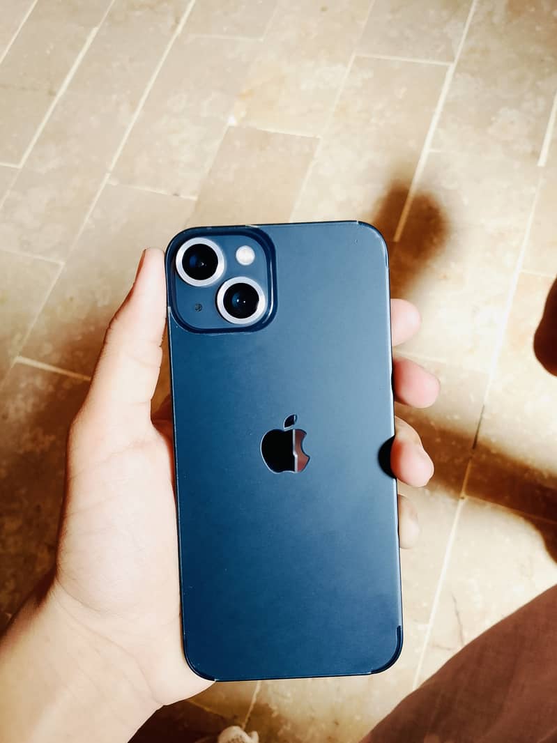 Apple iPhone 13 7