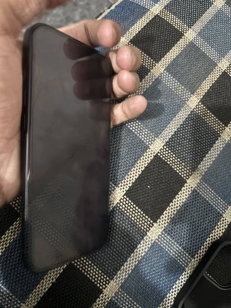 Apple iPhone 14 2