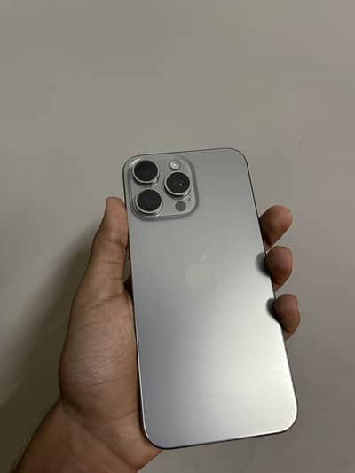 Apple iPhone 15 Pro Max