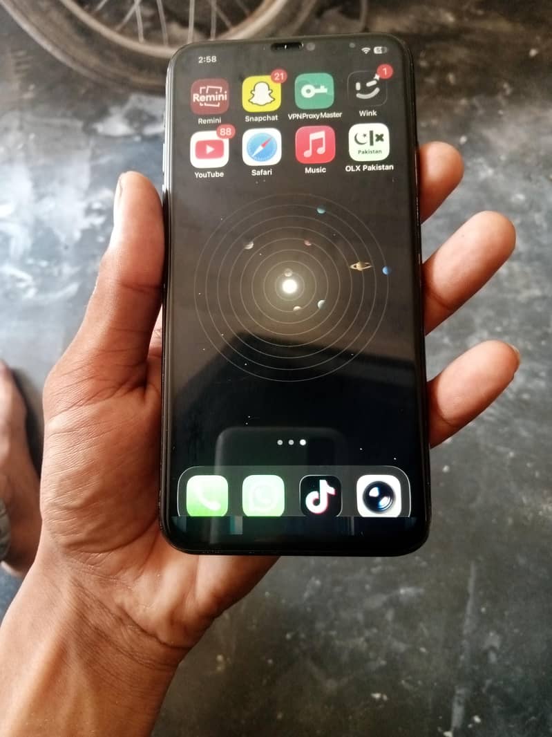 Apple iPhone 11 Pro Max 3