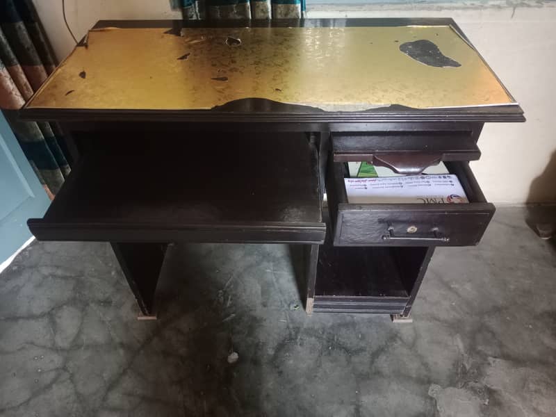 Computer Or Study Table For Sale 3