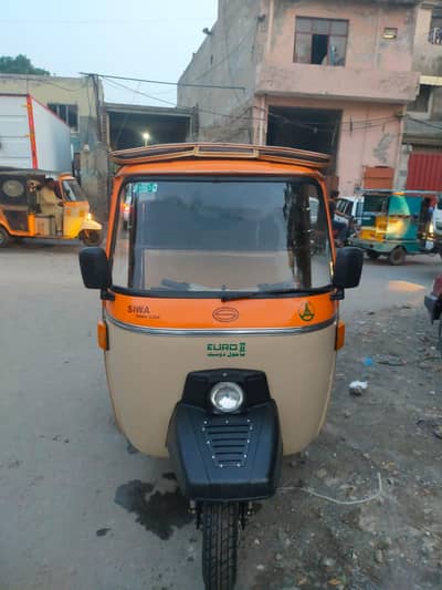 Auto ricshaw siwa