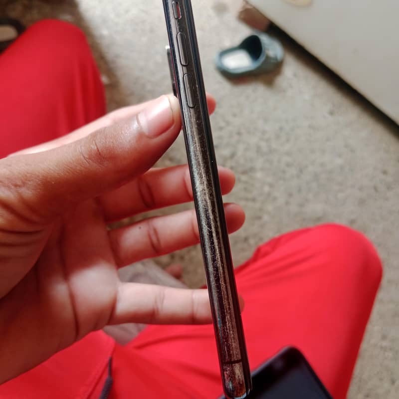 Apple iPhone X 2