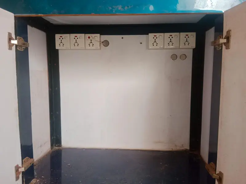 Fish aquarium with accessories for sale (used) — photo 2