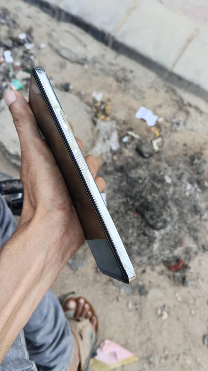 Tecno SPARK 30 Pro 0