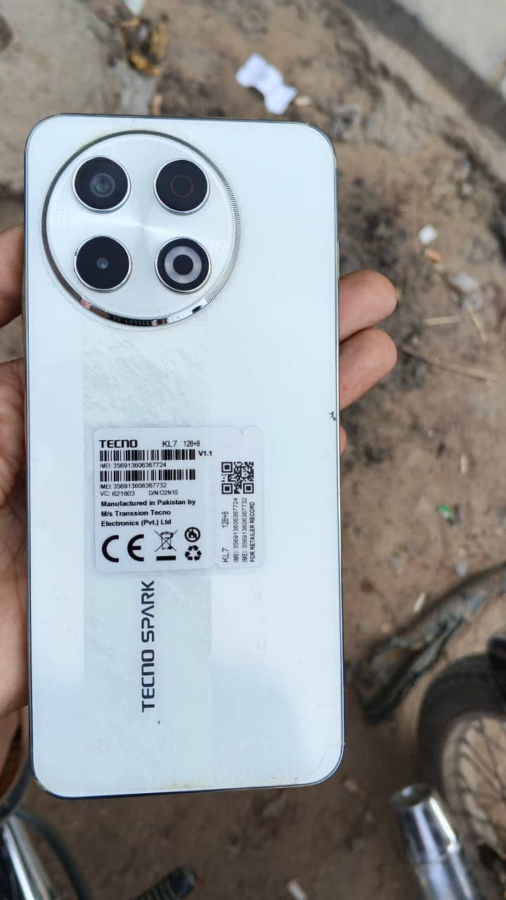 Tecno SPARK 30 Pro 1