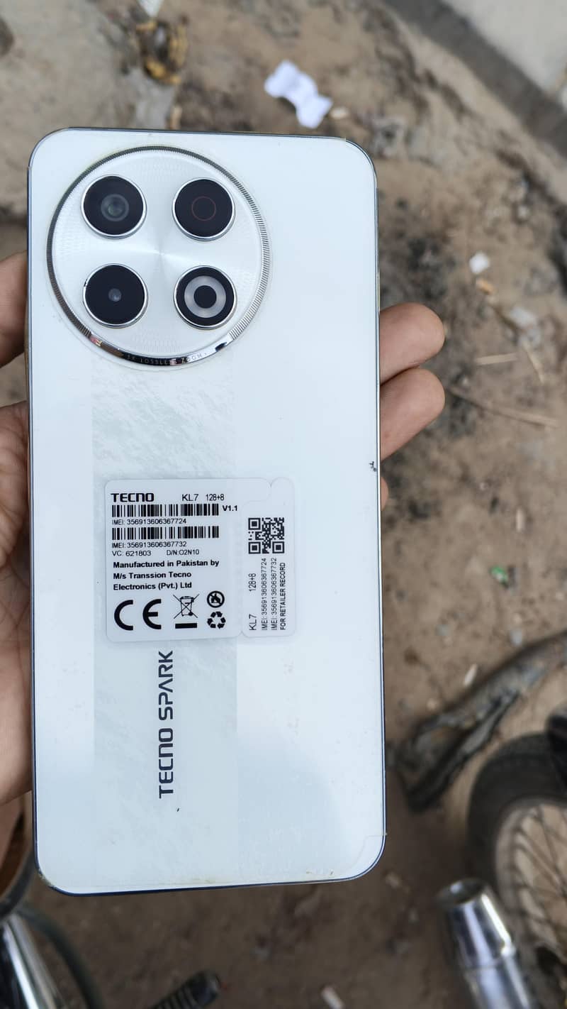 Tecno SPARK 30 Pro 4