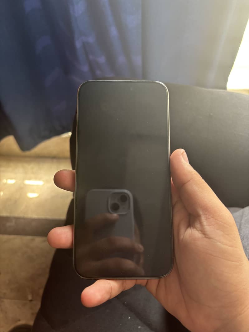 Apple iPhone 15 Pro Max 0