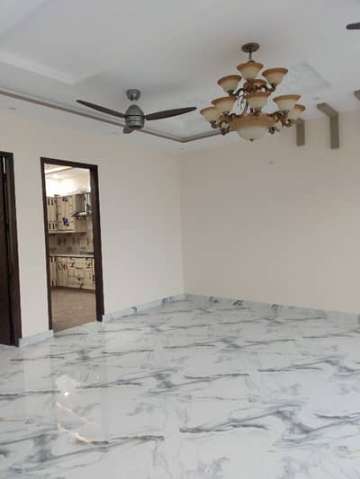 10 Marla Upper Portion Available For Rent In Architect Society Near To Ucp University