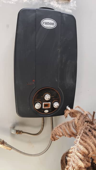 Instant Home Used Geyser Canon