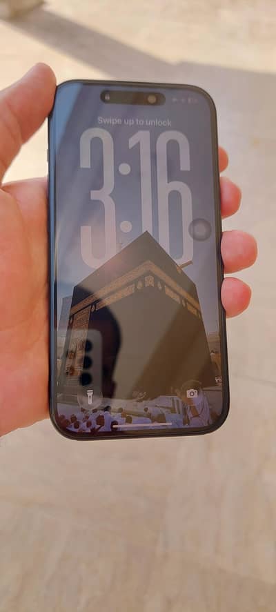Apple iPhone 15