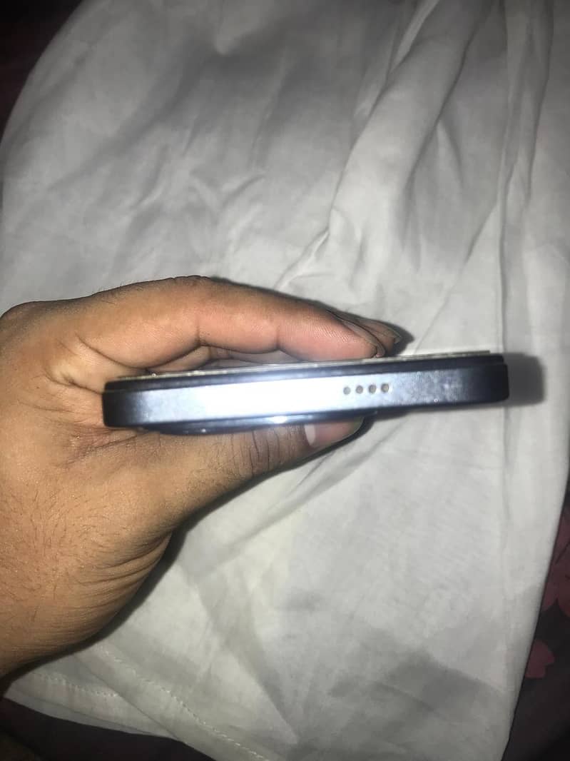 Tecno Spark 20 5