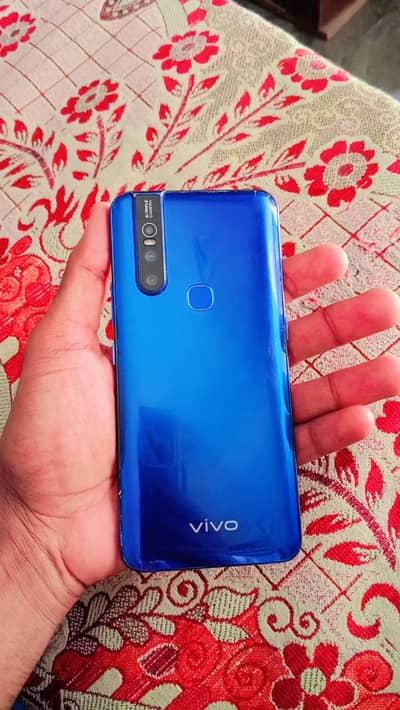 Vivo V15