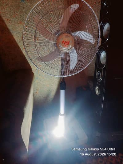 Sogo pedestal portable rechargeable fan full 18 inch 12 volt battery